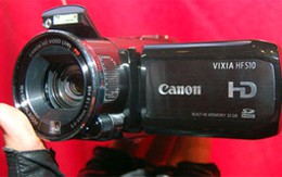 250 USD cho một máy quay đời mới Canon