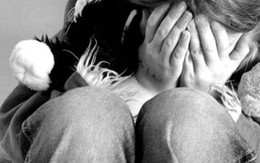 Bé gái lớp 6 bị ép bán dâm 
