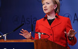 Hillary Clinton lên đường tới châu Á