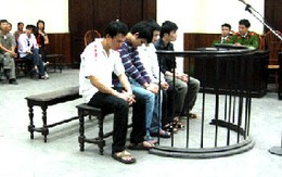 Xâm hại hai bé gái, 4 tên ác dâm lĩnh 50 năm tù 