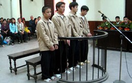 Thù nhân viên, "xiên" nhầm bà chủ