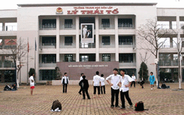 Nữ sinh lớp 7 bị cô giáo bắt "thuyết trình" về "cave"