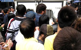 Vụ "bắn nhau trên phố Đoàn Thị Điểm": Uống rượu, đấu khẩu rồi đấu súng