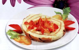 Học làm bánh: Bánh bông lan cuốn mứt trái cây