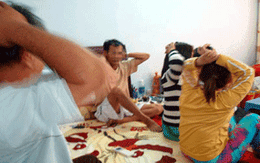 Phá sòng 'binh xập xám', tạm giữ 19 con bạc 