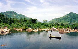 Non nước Cam Ranh 