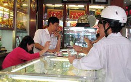 Giá vàng đi ngang, nhà đầu tư nghe ngóng