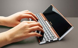 Chiêm ngưỡng netbook Lenovo có màn hình cảm ứng