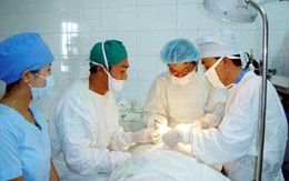Bị đâm chết vì "trót liếc đểu"