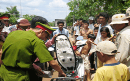 Mạo danh công an, mang súng nhựa đi cướp