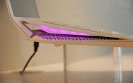 Laptop bàn phím trượt có giá từ 1.000 đến 1.500 USD
