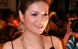 MC Đan Lê gợi cảm và đằm thắm