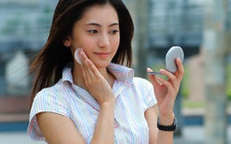 Phấn trang điểm có thay được kem chống nắng? 