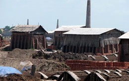Lò gạch "đốt" môi trường