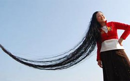 Mái tóc dài gần 2,5 mét
