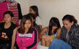 Giám đốc khách sạn 'giam lỏng' nhân viên, lăng mạ báo chí