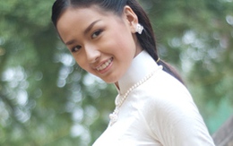 Mai Phương Thúy tinh khôi với áo dài trắng