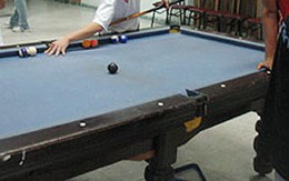 Dùng gậy bida vụt chết bạn