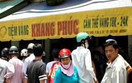 TP.HCM: Người dân tóm gọn một tên cướp tiệm vàng