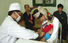 Thiếu bác sỹ do sinh viên trụ lại thành phố