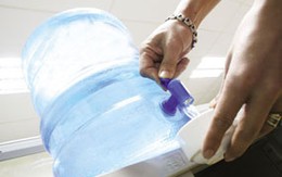 Nước đóng chai không đảm bảo vệ sinh ATTP: Gây suy yếu hệ miễn dịch