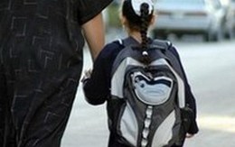 Bé gái 8 tuổi bỏ chồng 50 tuổi