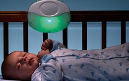 Đèn cảm ứng ru ngủ cho bé