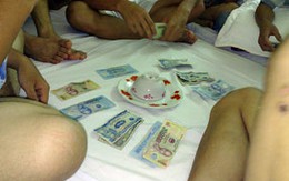 Thua bạc, đòi lại tiền, bị đâm chết