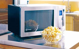 Mẹo dùng lò vi sóng tiết kiệm điện