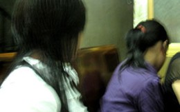 “Hai bé gái đi bán trinh...": Các đối tượng được cho là môi giới đều ở tuổi teen