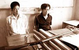 Mâu thuẫn với con, vác dao chém bố
