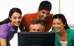Học sinh phát tán ảnh nóng của cô hiệu trưởng