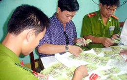 Phát hiện tiền giả 