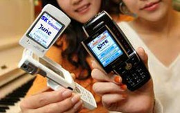 Thị trường "dế" khuyến mại, giảm giá để "hút" khách