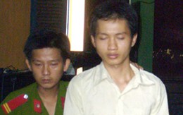 Hỗn chiến tiệm net vì con mê điện tử
