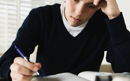 Học 17 năm mới lên được lớp 10