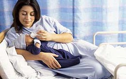 Phụ nữ sau sinh làm việc nặng: Đề phòng sa dạ con