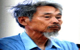 "Quỷ già" 72 tuổi hãm hiếp bé gái lớp 7