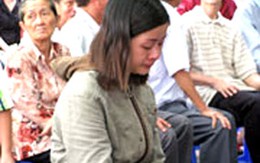 Dùng mỹ nhân kế, chuốc thuốc mê cướp tài sản