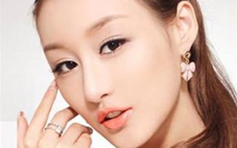 Đôi môi màu cam quyến rũ