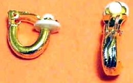 Truy tìm kẻ cưỡng hiếp và cướp của bé gái 10 tuổi