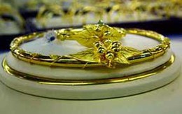 Giá vàng vượt 21 triệu đồng/lượng, có thể tăng tiếp