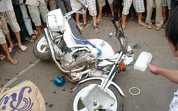 Xử vụ đập phá xe CSGT, gây ách tắc quốc lộ 20