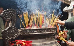 Nén hương tưởng niệm