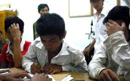 Một thanh niên giúp công an bắt gọn 3 tên cướp