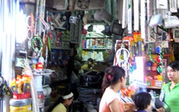 Đốt cửa hàng để đòi nợ