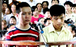 "Đại bàng 9X" xách dao ra đồng, cướp đôi tình nhân đang tâm sự