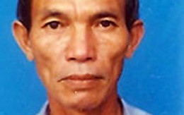 "Hý hoáy" người tâm thần, "già râu xanh" bóc lịch