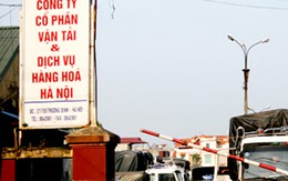Giám đốc sinh con thứ 3 vẫn tại vị: Tại sao không xử lý?