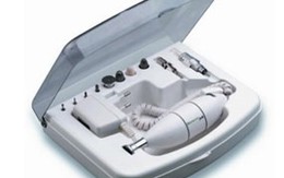 Bộ sản phẩm chăm sóc móng tay, chân
